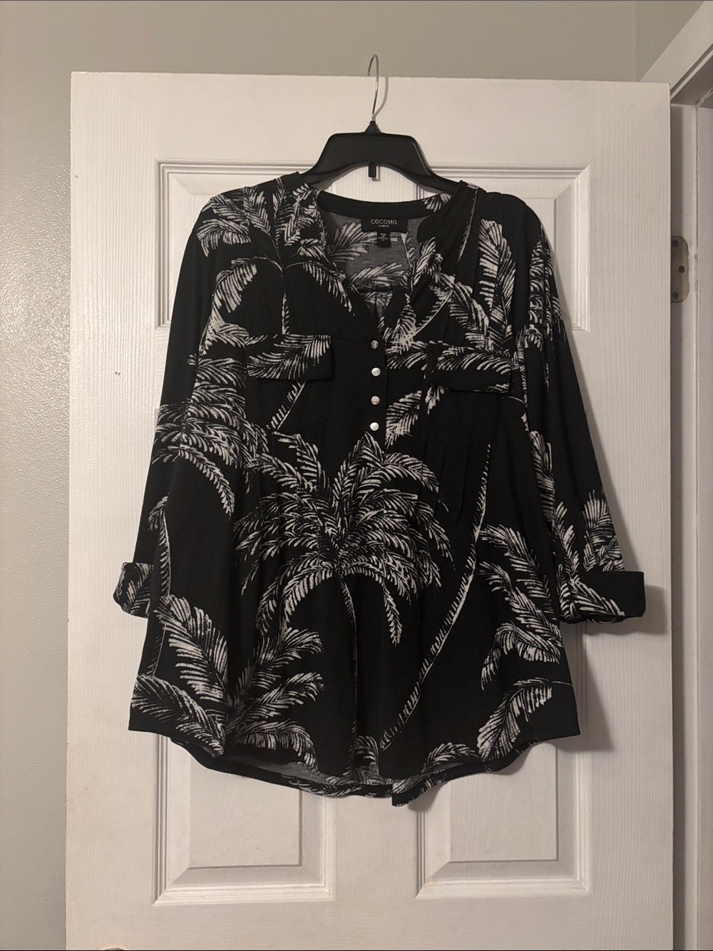 Cocomo Black & White Palm-Print Henley Blouse